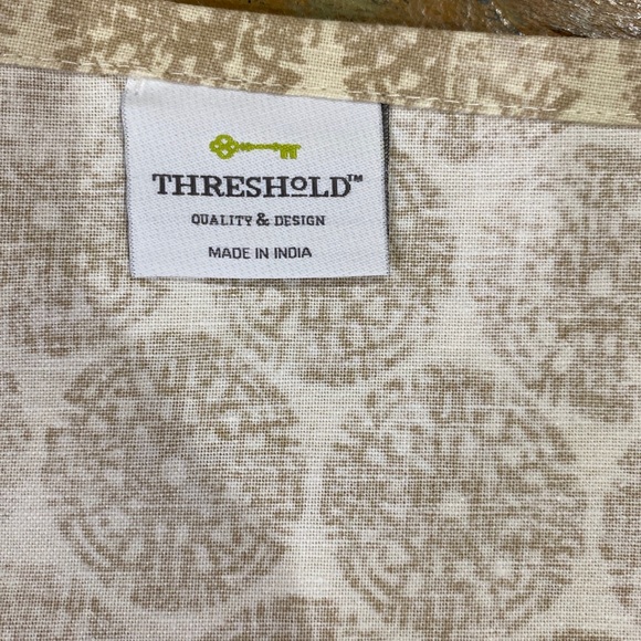 Threshold Beige Distressed Medallion Linen Blend Tassels Table Throw 50" x 50" - Picture 9 of 9